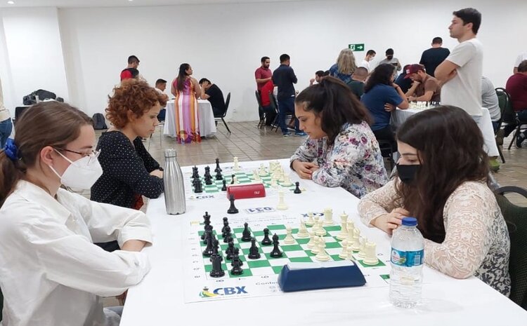 Xadrez: jogo de tabuleiro é considerado o esporte da mente – Edição do  Brasil